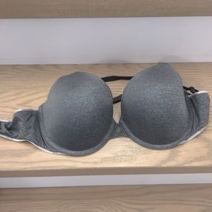 3 for 20$ Victoria’s Secret t shirt bra with changeable straps